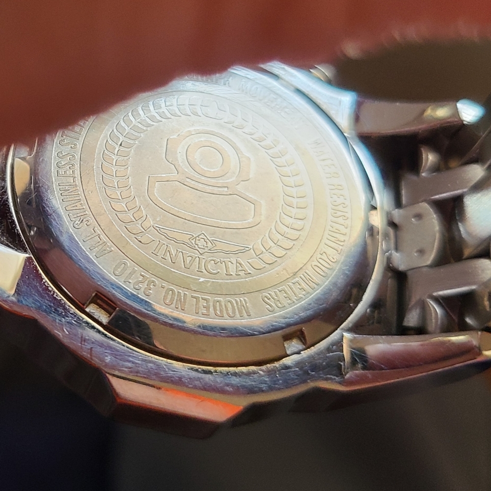 Men's Invicta watch - Picture 2 of 4